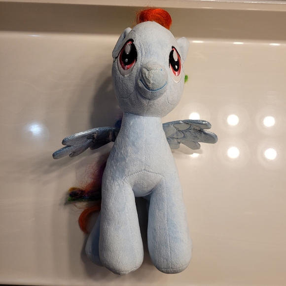 Rainbow Dash MY LITTLE PONY x BUILD A BEAR WORKSHOP Plush 2013 - Picture 4 of 14
